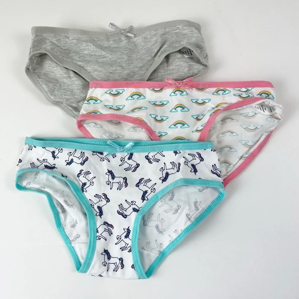 NEW Tucker + Tate 3 Pack Hipster Underwear Girls Size 2 / 3 Rainbow Unicorn